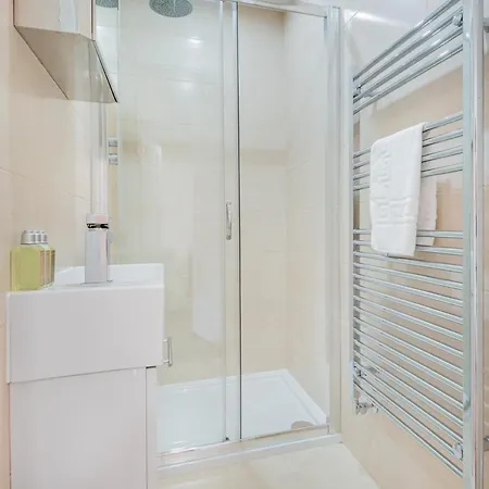 2 Bed In Windermere 78288 *