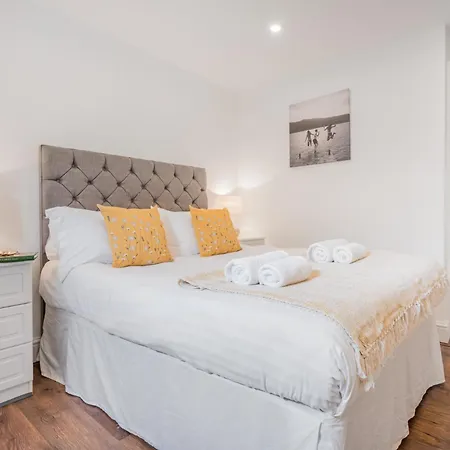 2 Bed In Windermere Oc-78288 아파트